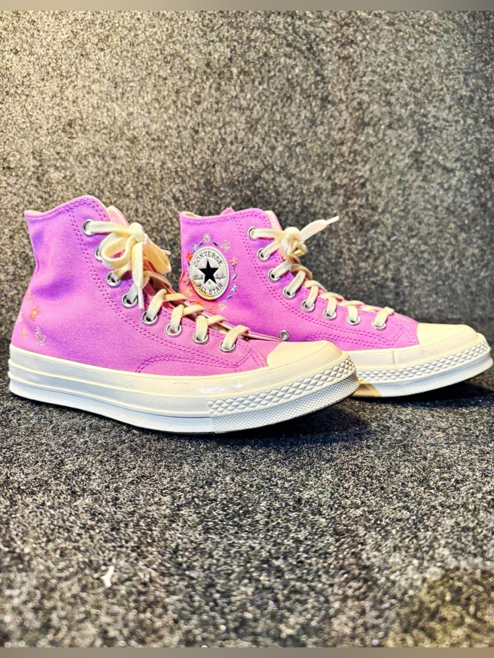 Converse Chuck 70 Pink Floral Embroidered High Top Sneakers Women’s 9.5